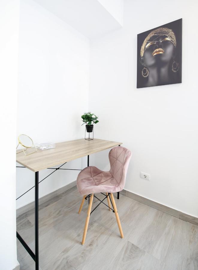 Vitan Central Oasis - Moon --Free Parking--Self Check-In-- Bucharest Luaran gambar